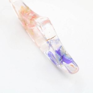 flower book thumb holder