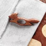 wooden thumb book holder